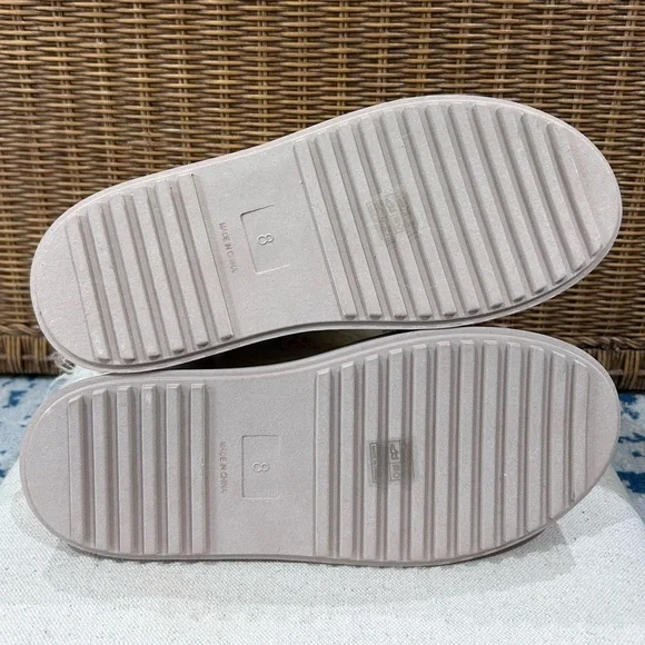 PrettyLittleThing cream faux fur faux suede ankle boot  Women’s Size 10 NIB - Picture 4 of 9